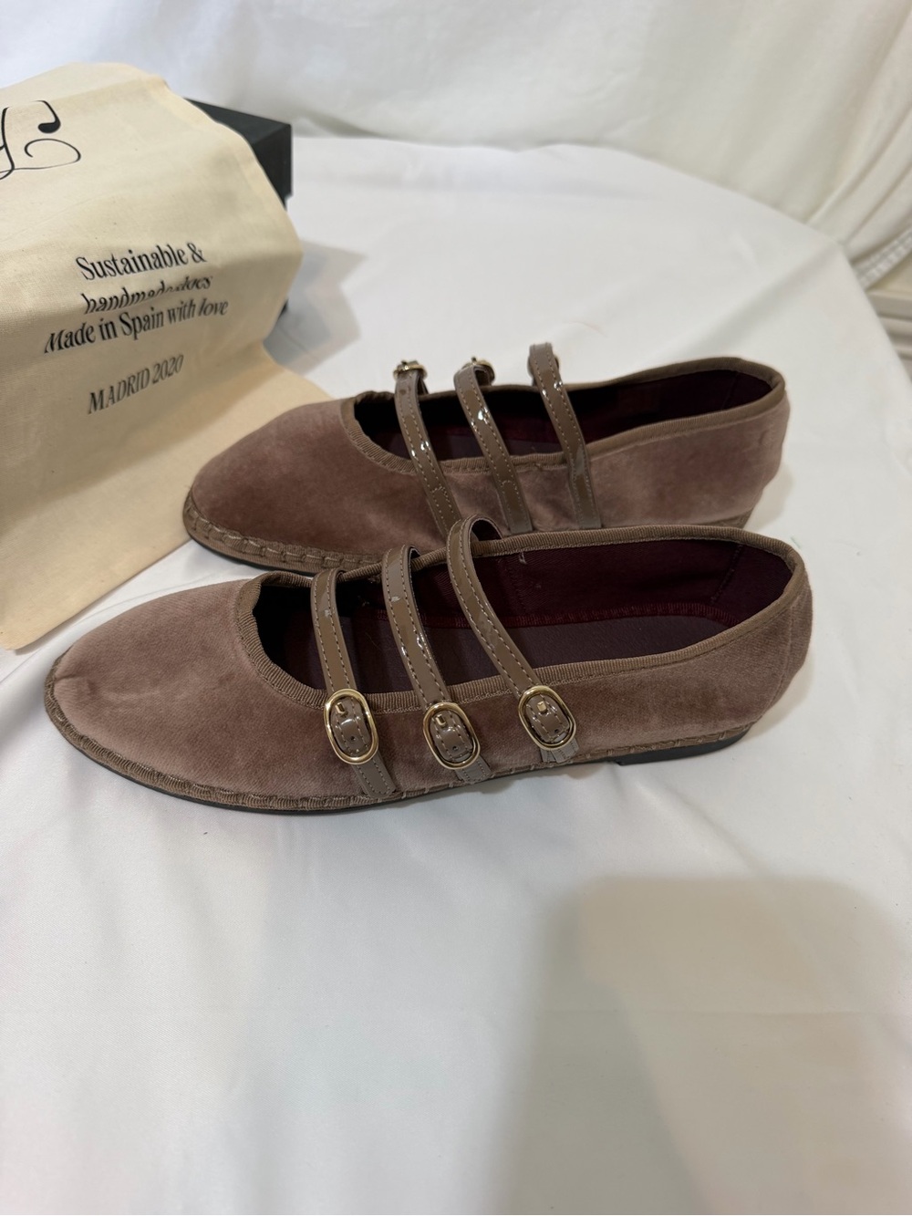 Flabelus Mina Triple Strap Velvet Mary Jane Flats Brown EU 40 NIB Handmade Spain - Picture 12 of 17